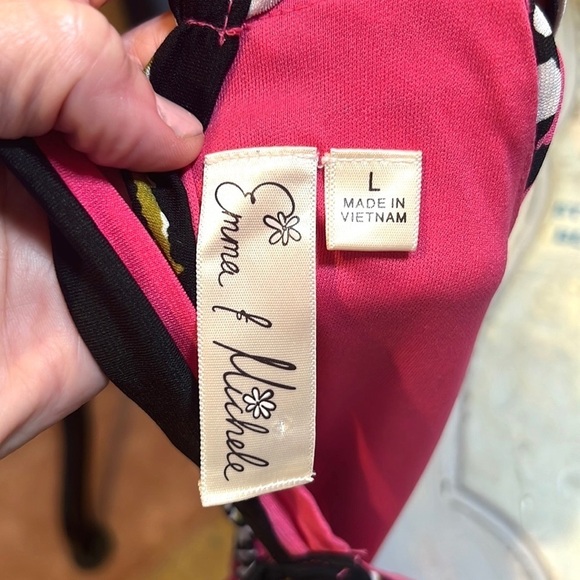 ⭐️Emma & Michelle,Striking Geo-Designed Maxi Dress, Halter Style, Large - Picture 4 of 10